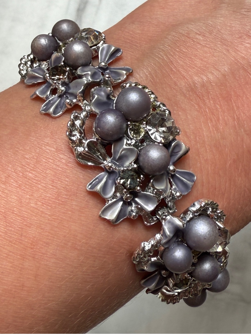 SUPERB Vintage Signed COLCO Bracelet Enamel Flower Rhinestones Gray Faux Pearls